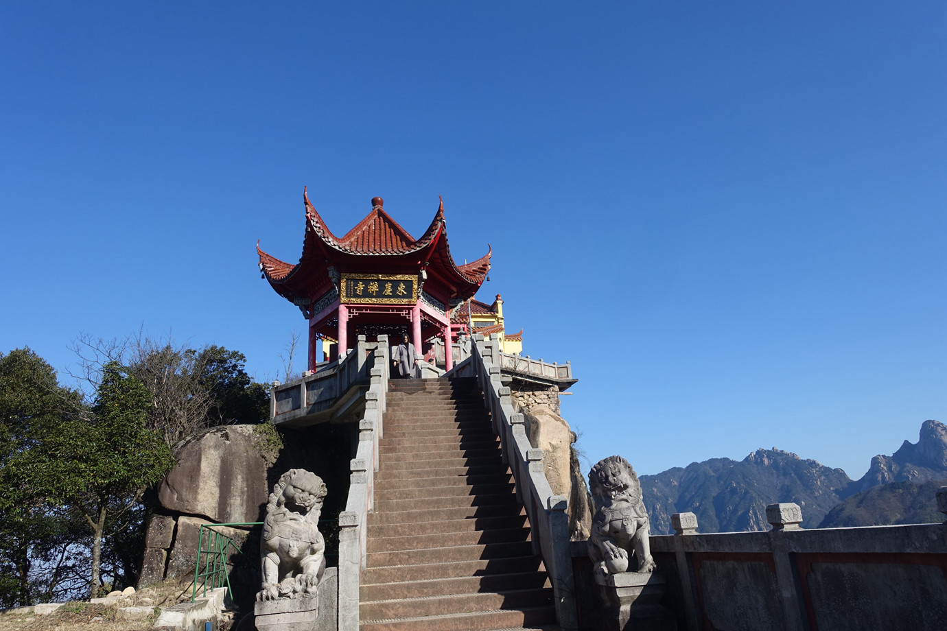 安徽池州-九華山東崖禪寺